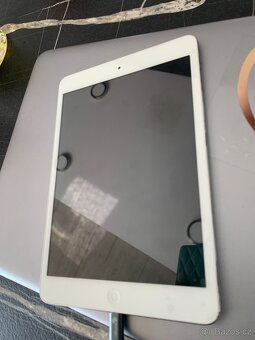 Apple iPad mini (A1432) - 8