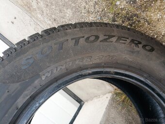 215/65 R16 98H PIRELLI SOTTOZERO WINTER 210 zimní - 8