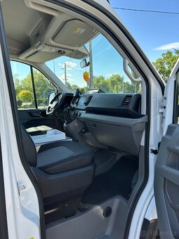 VW Crafter - 2.0 TDI Sanitní vůz 4x4 - DSG - 8
