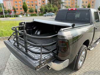 Dodge RAM 1500 5.7 HEMI—2018–4x4—TAŽNÉ 3.5t—159.000km - 8