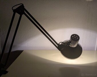 Industriální polohovací lampa - 8