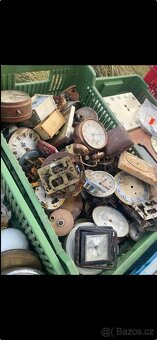 Staré díly na budíky a hodiny - 8