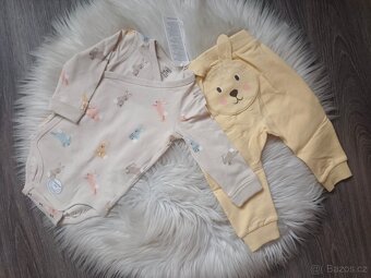 Body Lindex vel 68 králíčci - 8