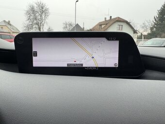 Mazda 3 2.0i Skyactive Selection Ad.Full LED Bose Kamera - 8