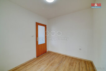 Pronájem bytu 2+1, 27 m², Mariánské Lázně, ul. Nákladní - 8