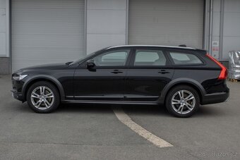 Volvo V90 2.0 D4 AWD Cross Country - 8