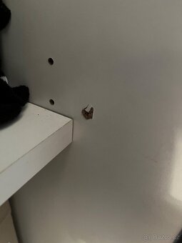 Šatní skříň s posuvnými dveřmi - 8