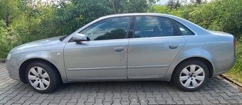AUDI A4 - 8
