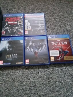 Prodám ps 4 pro - 8
