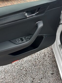 Škoda Superb combi, 2.0 TSI/140 kW, DSG 7°, STYLE PLUS - 8
