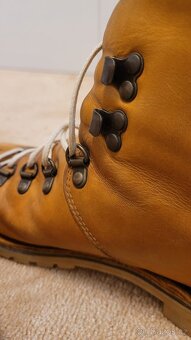 VASKY Highland Caramel (vel. 46) - 8