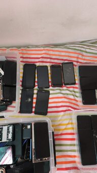 Prodám mix telefonu - 8