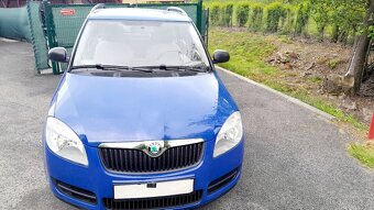 Velice zachovalá málo jetá Škoda Fabia II Kombi 1.2 - 8