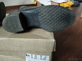 Lasocki kozačky vel. 35, černý - 8