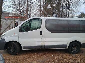 Opel Vivaro - 8