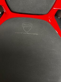 Ducati Panigale 1199S - 8