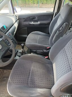 Volkswagen Sharan 1,9 TDI 85Kw 2003 - 8