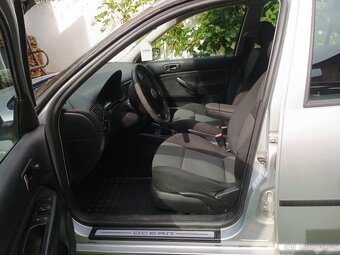 Volkswagen Golf IV 1.9 tdi - 8