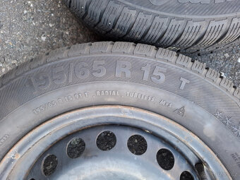 Zimní kola Octavia 195/65/15 ET43 5x112 - 8