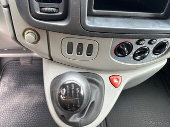 Opel Vivaro 2,0DCi 84KW L2H1 MANUÁLNÍ KLIMATIZACE - 8