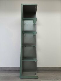 Výstavní rohová policová vitrína - 8