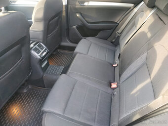 Škoda Superb combi 2,0 TDi - 8