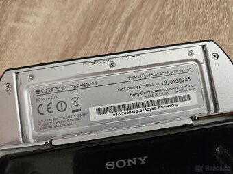 PSP Go - 8