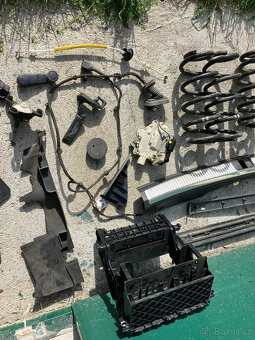 Díly Audi A4 B7 - 8