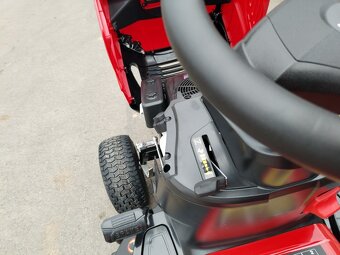 Zahradní traktor dvouválec - 8
