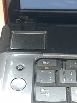 Lenovo IdeaPad Y550 - 8