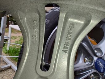 Originální kola Ford + zimní pneumatiky Nokian - 8
