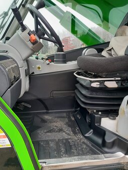Silný teleskopický manipulátor MERLO TF55.9CS - 8