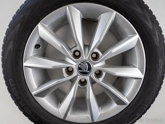 Škoda Octavia - Originání 16" alu kola - Zimní pneu - 8