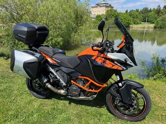 KTM 1050 Adventure - 8
