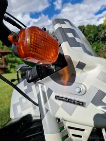 Kawasaki KLR 600 + sidecar Velorex 700 - 8