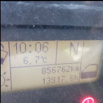 Iveco 120E25 - 8