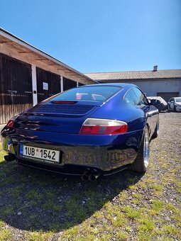 Porsche 911 996 - 8
