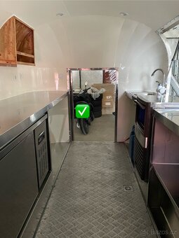 Gastro barový přívěs - 8