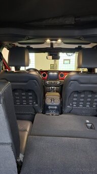 JEEP WRANGLER UNLIMITED - 8