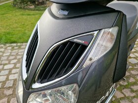 Aprilia Sportcity 250 - 8