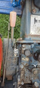 Traktor včetně vleku - 8