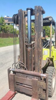 Vzv clark 2,5t lpg - 8