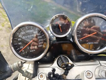 Suzuki Bandit GSF1200n - 8