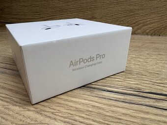 Originál Apple Airpods Pro (1.generace) - osobní vyzkoušení - 8