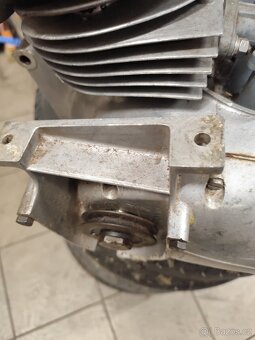Prodám pěkný motor ČZ 175 skůtr prase - 8