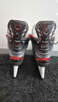 Prodám brusle Bauer Vapor X2.9 Jr., vel. 1.5 D - 8