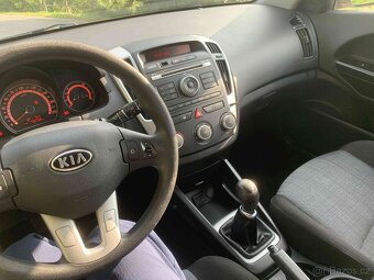 KIA Ceed 1.4 benzín - 8