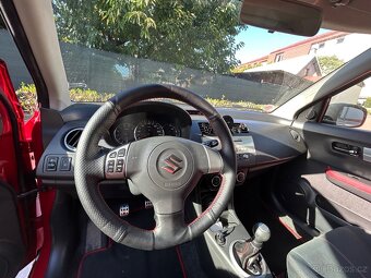 Suzuki Swift Sport - 8