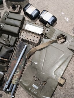 Vojenské různé předměty mix - 8