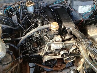 Land rover Defender 7 míst,1982 2x uzávěrka arb - 8